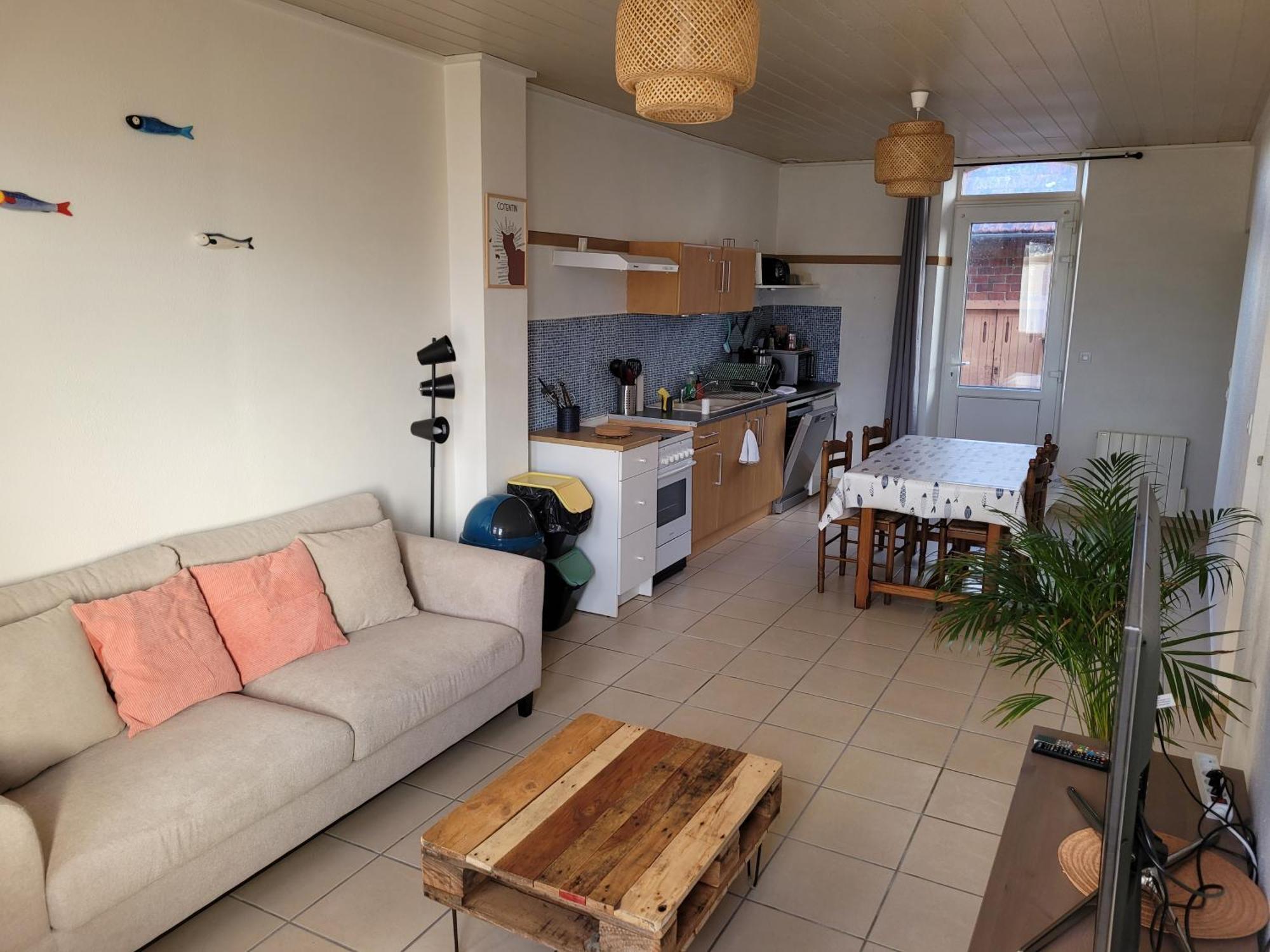 Petite Maison Proche - *