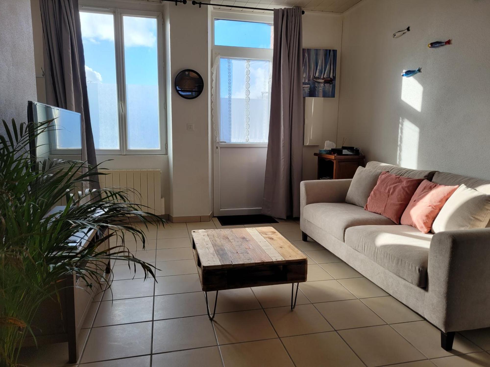 Petite Maison Proche - * Flamanville